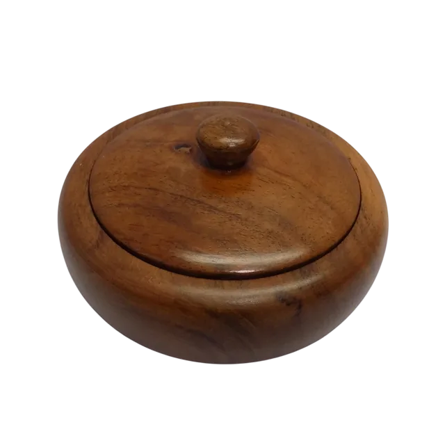 Wooden bowl with lid